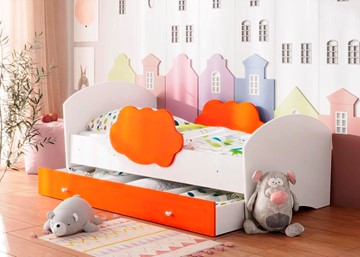 Кровать детская Тучка с ящиком, корпус Белый, фасад Оранжевый в Одинцово