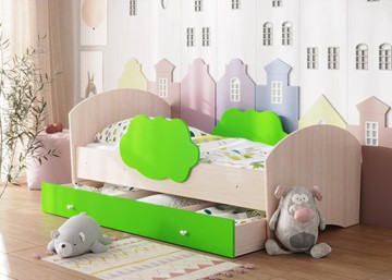 Детская кровать Тучка с ящиком, корпус Дуб млечный, фасад Лайм в Москве