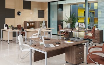 Набор мебели в офис Xten S 1 - один стол с приставным брифингом в Химках - предосмотр