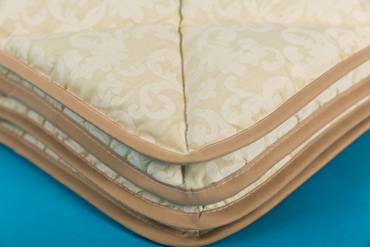 Одеяло всесезонное полутороспальное Шерсть & Хлопок в Одинцово - изображение 1